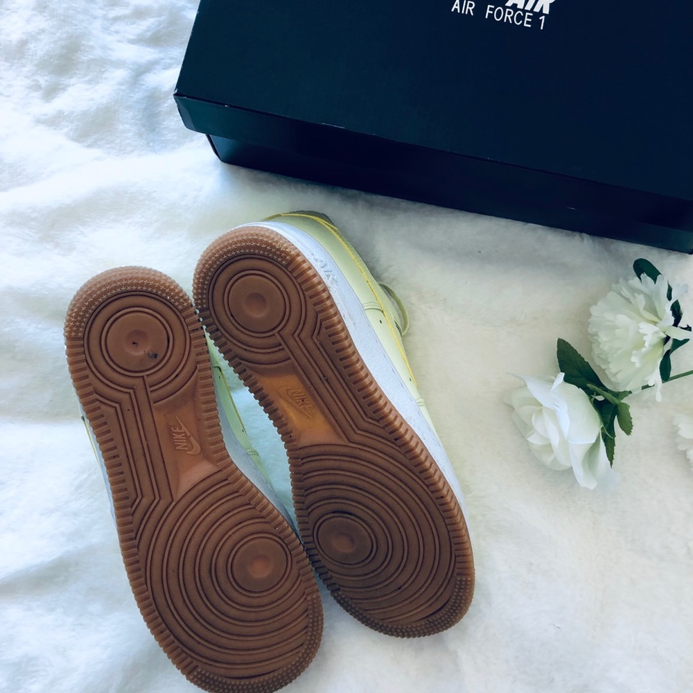 Nike Air Force 1. Wmn Sz 8.5. Fantastic condition - Picture 9 of 16